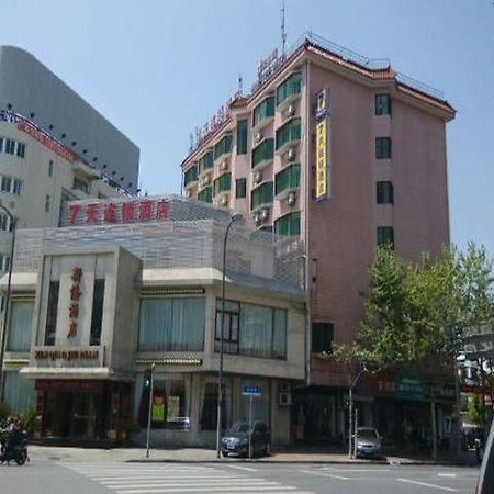 7 Days Inn Shanghai Hongkou Football Stadium Branch المظهر الخارجي الصورة